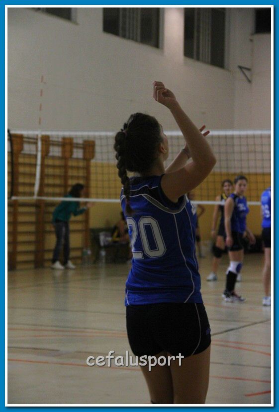 121144 volley 063_tn.jpg